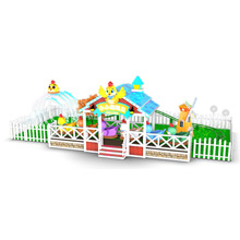 Chicken Run Track Train Ride - SH0076T